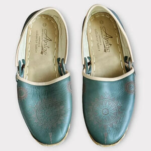 Aintap Womens Leather Flats Size EU 43 US 12 Moccasin Ballet Flats Green